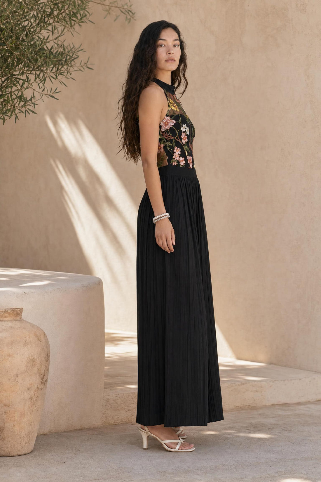 Fleur - Ärmelloser Jumpsuit mit Spitze